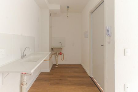 Apartamento para alugar com 33m², 2 quartos e sem vaga Apartamento para alugar com 33m², 2 quartos e sem vagaSala/Cozinha e Área de serviço