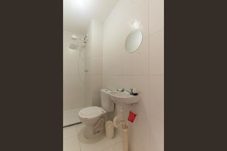 Apartamento para alugar com 33m², 2 quartos e sem vaga Apartamento para alugar com 33m², 2 quartos e sem vagaBanheiro