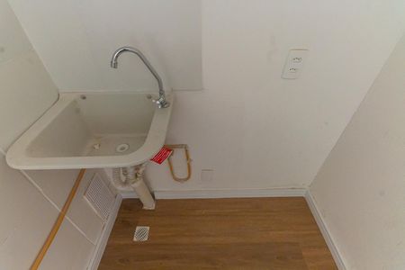 Apartamento para alugar com 33m², 2 quartos e sem vaga Apartamento para alugar com 33m², 2 quartos e sem vagaSala/Cozinha e Área de serviço
