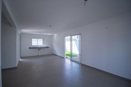 Sala  de casa de condomínio para alugar com 3 quartos, 115m² em Jardim Tatiana, Votorantim