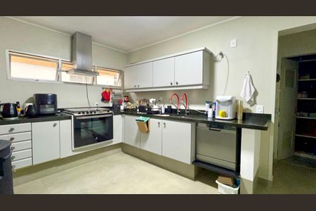 Apartamento à venda com 170m², 3 quartos e 2 vagasCozinha