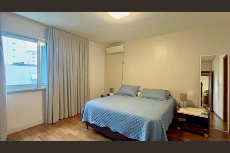 Apartamento à venda com 170m², 3 quartos e 2 vagasSuíte 2