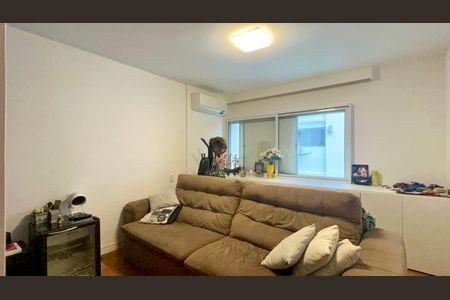 Apartamento à venda com 170m², 3 quartos e 2 vagasQuarto 1