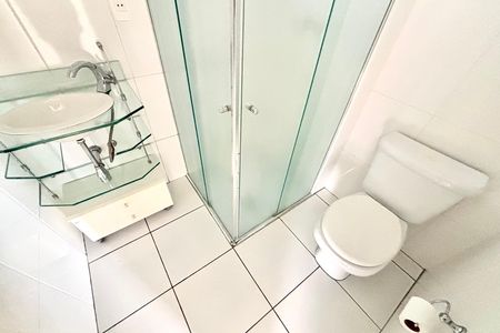 Apartamento à venda com 65m², 3 quartos e 1 vaga Apartamento à venda com 65m², 3 quartos e 1 vagaBanheiro