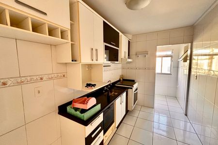 Apartamento à venda com 65m², 3 quartos e 1 vaga Apartamento à venda com 65m², 3 quartos e 1 vagaCozinha - Armários