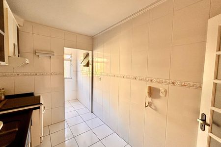 Apartamento à venda com 65m², 3 quartos e 1 vaga Apartamento à venda com 65m², 3 quartos e 1 vagaCozinha - Armários