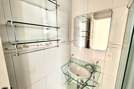 Apartamento à venda com 65m², 3 quartos e 1 vaga Apartamento à venda com 65m², 3 quartos e 1 vagaBanheiro
