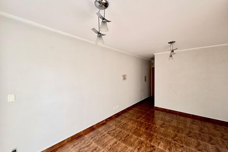 Sala  de apartamento para alugar com 3 quartos, 65m² em Cidade Líder, São Paulo