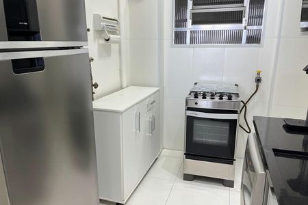 Cozinha de apartamento para alugar com 3 quartos, 140m² em José Menino, Santos