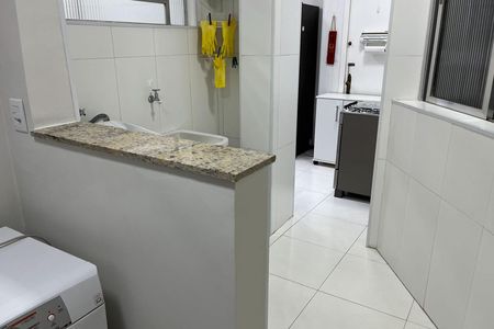 Apartamento para alugar com 140m², 3 quartos e 1 vagaÁrea de Serviço