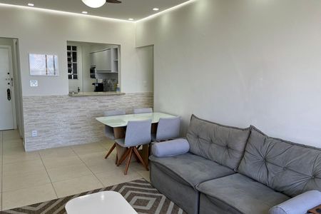 Apartamento para alugar com 140m², 3 quartos e 1 vagaSala