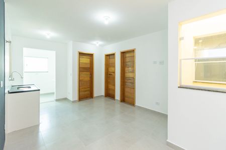 Sala de apartamento para alugar com 2 quartos, 64m² em Vila Zat, São Paulo