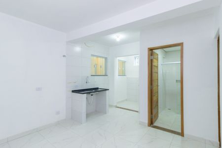 Sala de apartamento para alugar com 2 quartos, 66m² em Vila Zat, São Paulo