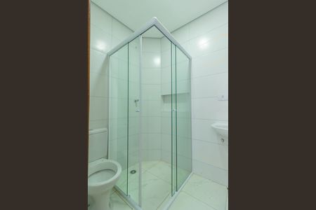 Banheiro de apartamento para alugar com 1 quarto, 50m² em Vila Zat, São Paulo