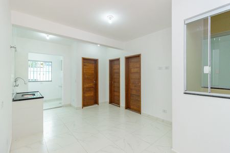 Sala de apartamento para alugar com 2 quartos, 60m² em Vila Zat, São Paulo