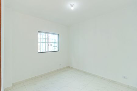 Quarto 1 de apartamento para alugar com 2 quartos, 60m² em Vila Zat, São Paulo