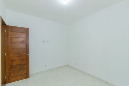 Quarto 2 de apartamento para alugar com 2 quartos, 60m² em Vila Zat, São Paulo