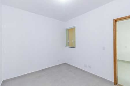 Quarto 1 de apartamento para alugar com 2 quartos, 60m² em Vila Zat, São Paulo
