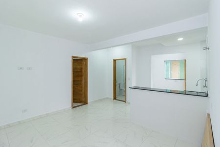 Sala de casa de condomínio para alugar com 1 quarto, 70m² em Vila Zat, São Paulo