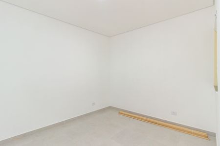 Quarto 1 de apartamento para alugar com 2 quartos, 66m² em Vila Zat, São Paulo