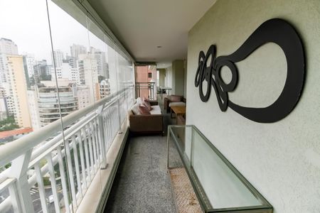 Apartamento à venda com 256m², 4 quartos e 4 vagasVaranda gourmet