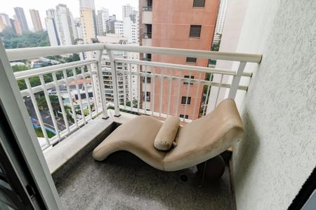 Apartamento à venda com 256m², 4 quartos e 4 vagasVaranda - Suíte 3