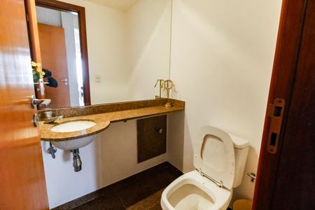 Apartamento à venda com 256m², 4 quartos e 4 vagasLavabo