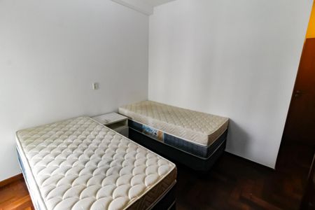 Apartamento à venda com 256m², 4 quartos e 4 vagasSuíte 4
