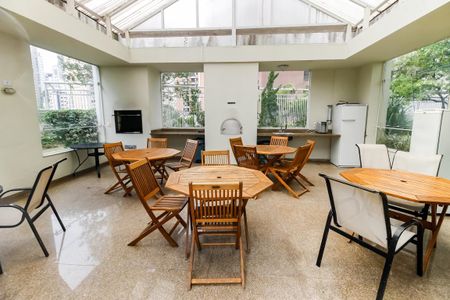 Apartamento à venda com 256m², 4 quartos e 4 vagasÁrea comum - Churrasqueira