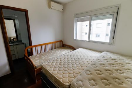 Apartamento à venda com 256m², 4 quartos e 4 vagasSuíte 1
