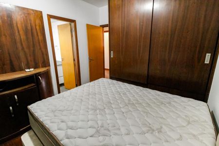 Apartamento à venda com 256m², 4 quartos e 4 vagasSuíte 2