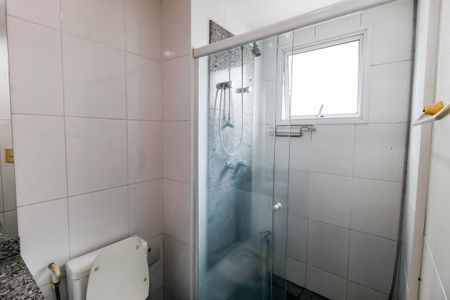 Apartamento à venda com 256m², 4 quartos e 4 vagasBanheiro da Suíte 1