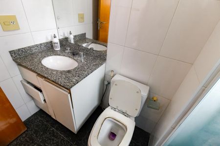Apartamento à venda com 256m², 4 quartos e 4 vagasBanheiro da Suíte 1