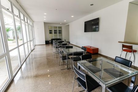 Apartamento à venda com 256m², 4 quartos e 4 vagasÁrea comum - Salão de festas