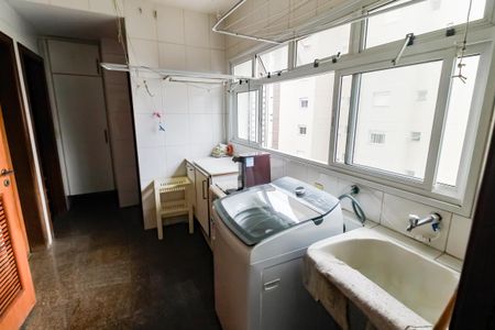 Apartamento à venda com 256m², 4 quartos e 4 vagasÁrea de Serviço