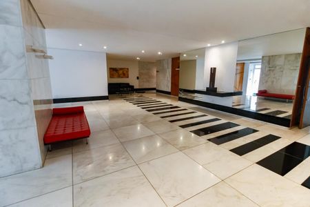 Apartamento à venda com 256m², 4 quartos e 4 vagasHall de entrada