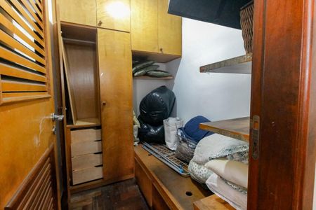 Apartamento à venda com 256m², 4 quartos e 4 vagasQuarto de Serviço