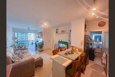 Apartamento à venda com 49m², 1 quarto e 1 vagaCozinha 