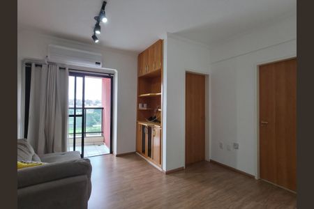 Sala de apartamento para alugar com 1 quarto, 59m² em Vila Itapura, Campinas