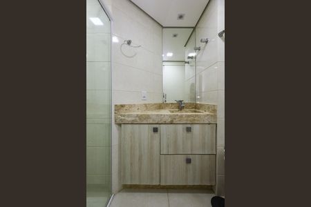 Apartamento à venda com 77m², 3 quartos e 1 vaga Apartamento à venda com 77m², 3 quartos e 1 vagaBanheiro
