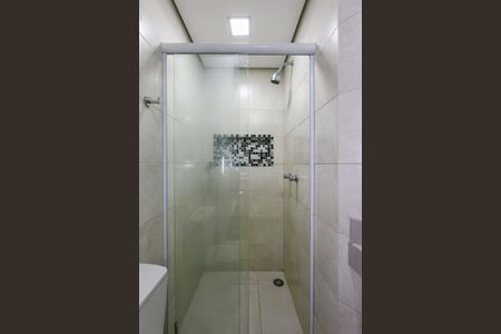 Apartamento à venda com 77m², 3 quartos e 1 vaga Apartamento à venda com 77m², 3 quartos e 1 vagaBanheiro da Suíte