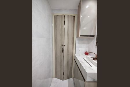 Apartamento à venda com 34m², 2 quartos e sem vaga Apartamento à venda com 34m², 2 quartos e sem vagaBanheiro