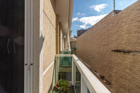 Casa de condomínio à venda com 72m², 2 quartos e 2 vagasVaranda da Suíte 1