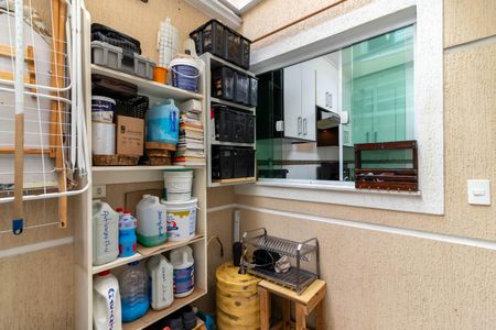 Casa de condomínio à venda com 72m², 2 quartos e 2 vagasÁrea de Serviço