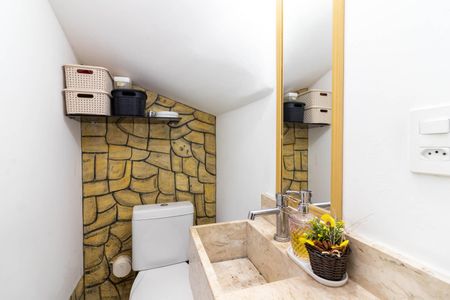 Casa de condomínio à venda com 72m², 2 quartos e 2 vagasLavabo