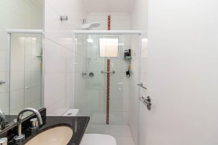 Casa de condomínio à venda com 72m², 2 quartos e 2 vagasBanheiro da Suíte 1