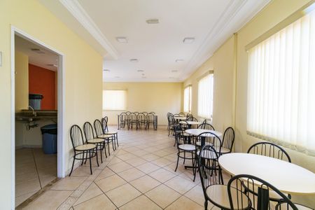 Apartamento à venda com 65m², 3 quartos e 1 vaga Apartamento à venda com 65m², 3 quartos e 1 vagaÁrea comum - Salão de festas