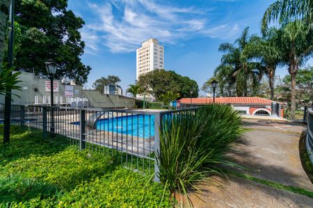 Apartamento à venda com 65m², 3 quartos e 1 vaga Apartamento à venda com 65m², 3 quartos e 1 vagaPiscina