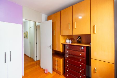 Apartamento à venda com 65m², 3 quartos e 1 vaga Apartamento à venda com 65m², 3 quartos e 1 vagaQuarto 2