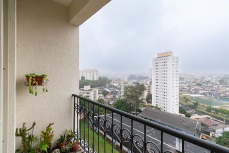 Apartamento à venda com 65m², 3 quartos e 1 vaga Apartamento à venda com 65m², 3 quartos e 1 vagaVaranda